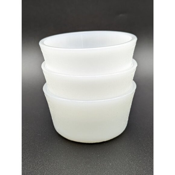 Vintage 1950's GlasBake Milk Glass Ramekin Cups or Custard Dishes Set of 3 - Picture 4 of 6